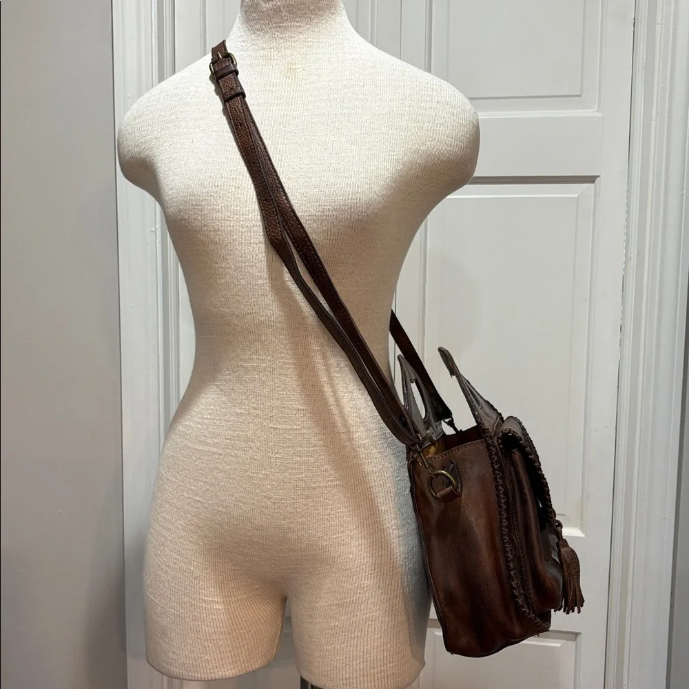 Patricia Nash brown tooled leather western purse with tassel - Picture 3 of 14